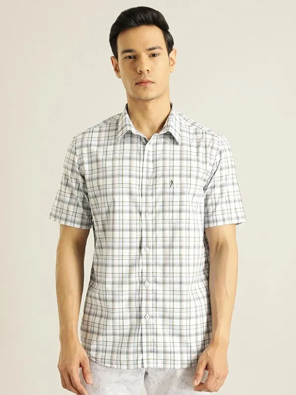 Men Checked Half Sleeve Cotton Blend Shirt