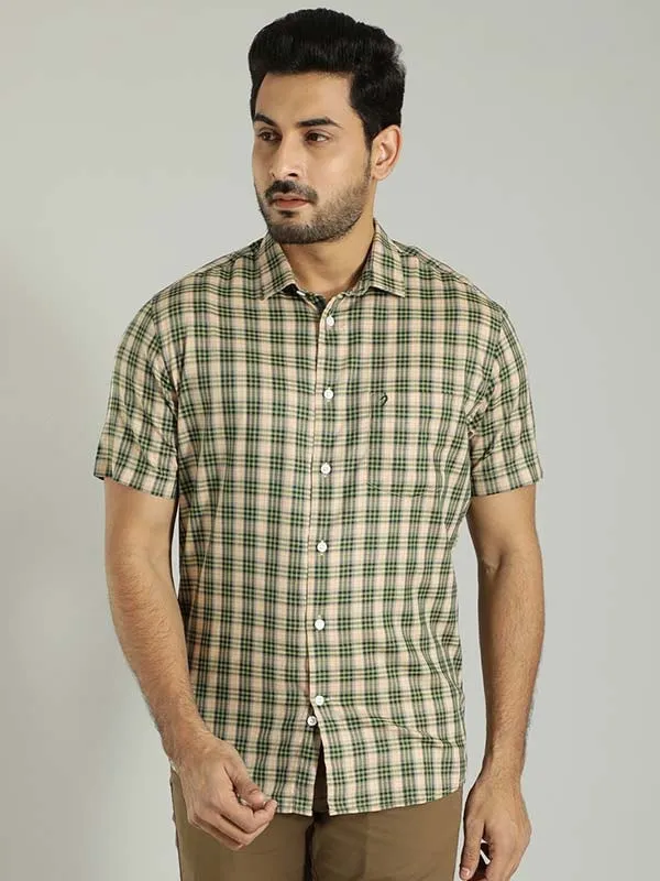 Men Checked Half Sleeve Cotton Blend Shirt