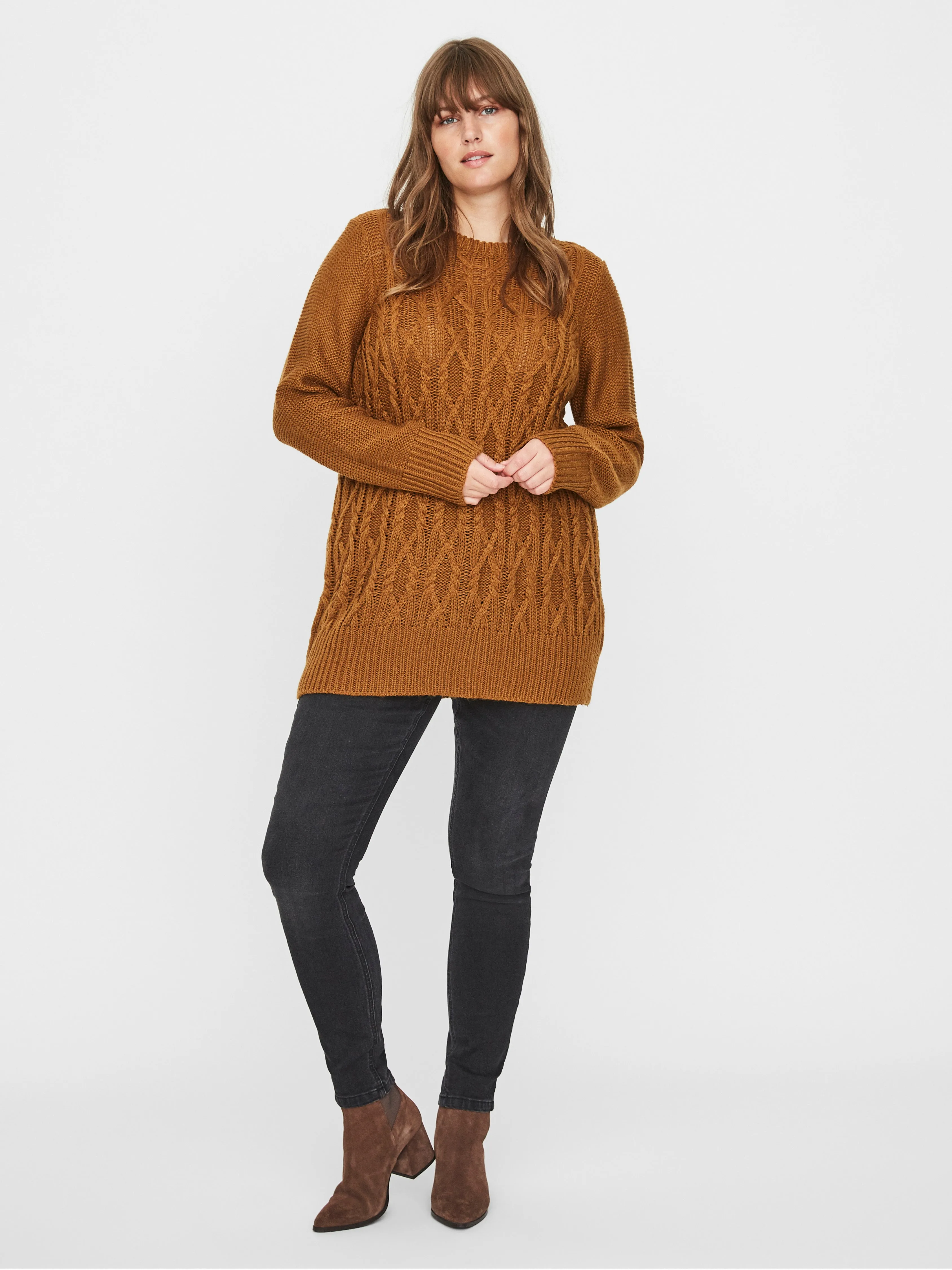 PLUS ARTINA LONG SLEEVE PULLOVER